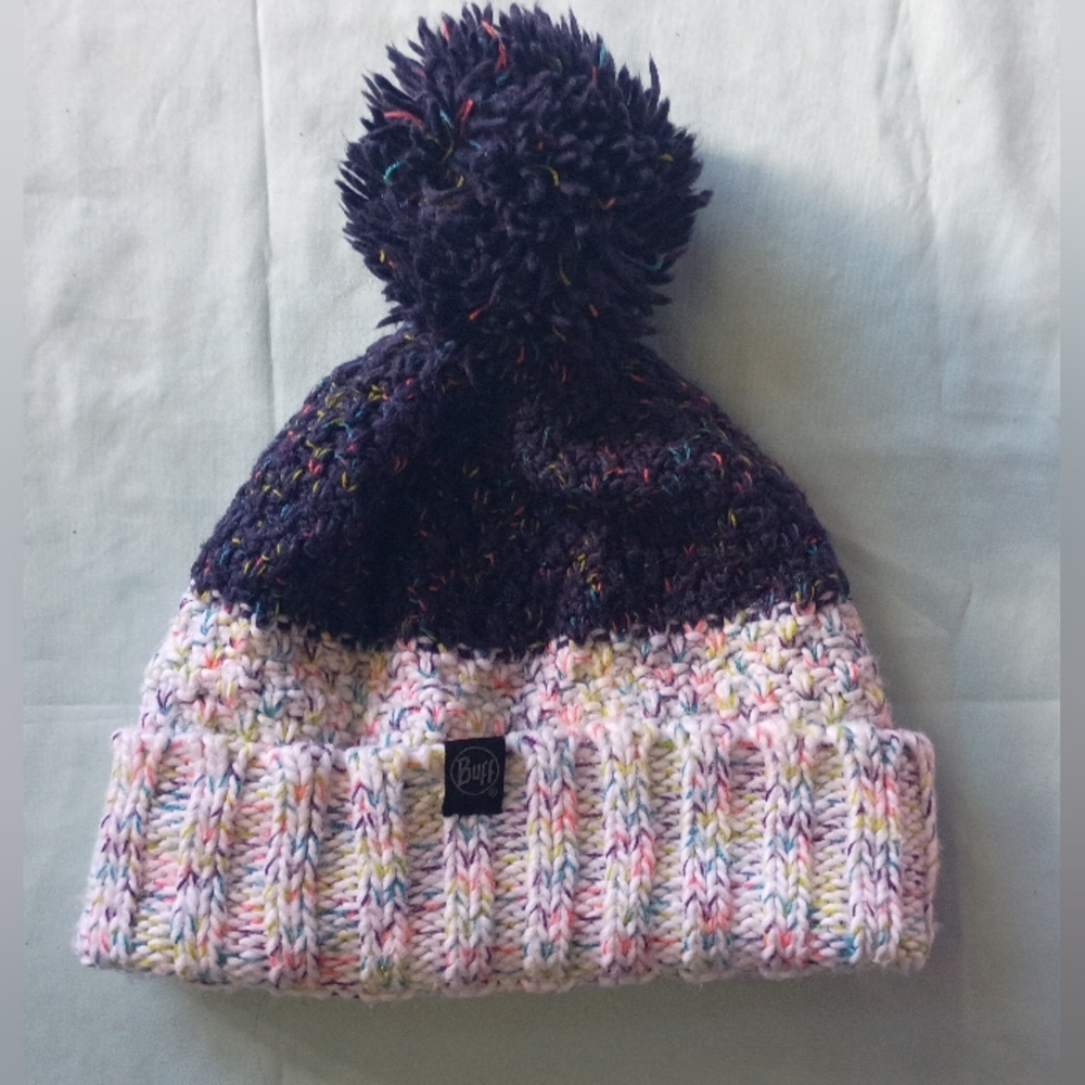 ‼️5 items for $8‼️Buff Kids Knit Beanie with Pom Pom - Navy and Pastel